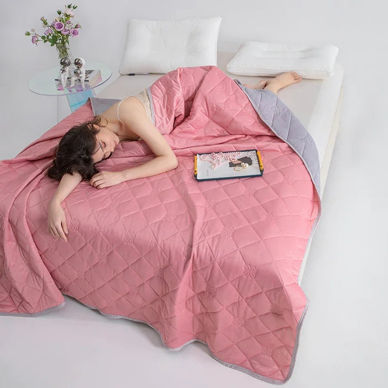 1pc Solid Color High-Quality Summer Cooling Blanket, Lightweight, Breathable & Skin-Friendly for Hot Sleepers,Bedding 냉감이불/여름이불