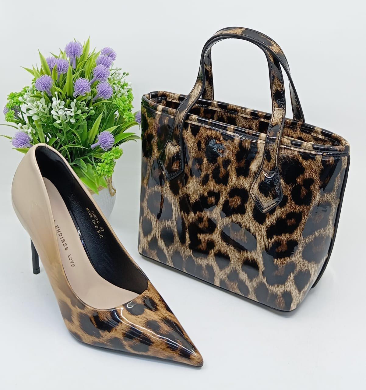 ✨ Leopard Print Luxury Set – Shoe & Handbag Combo ✨ Step out in style with this stunning 2-in-1 fashion set featuring a bold leopard print design. Perfectly crafted for the modern woman who loves elegance with a touch of wild charm.