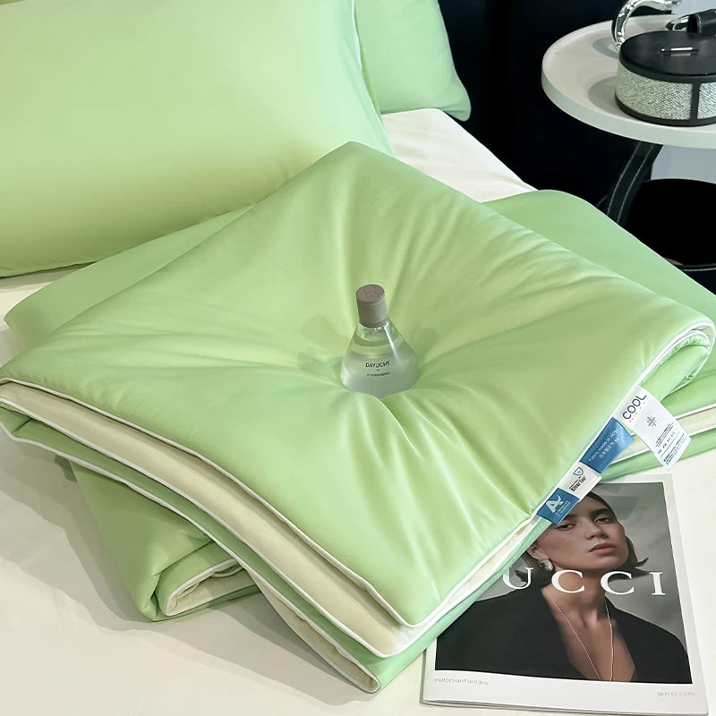1pc Technology Cool Feeling Summer Quilt,Air Condition Comforter,Green Thin Blanket For Kid Adult,Home Bedding 150*200cm