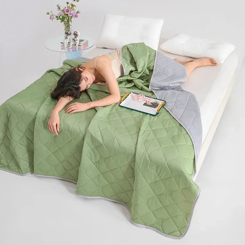 1pc Solid Color High-Quality  Summer Cooling Blanket, Lightweight, Breathable & Skin-Friendly for Hot Sleepers,Bedding 냉감이불/여름이불