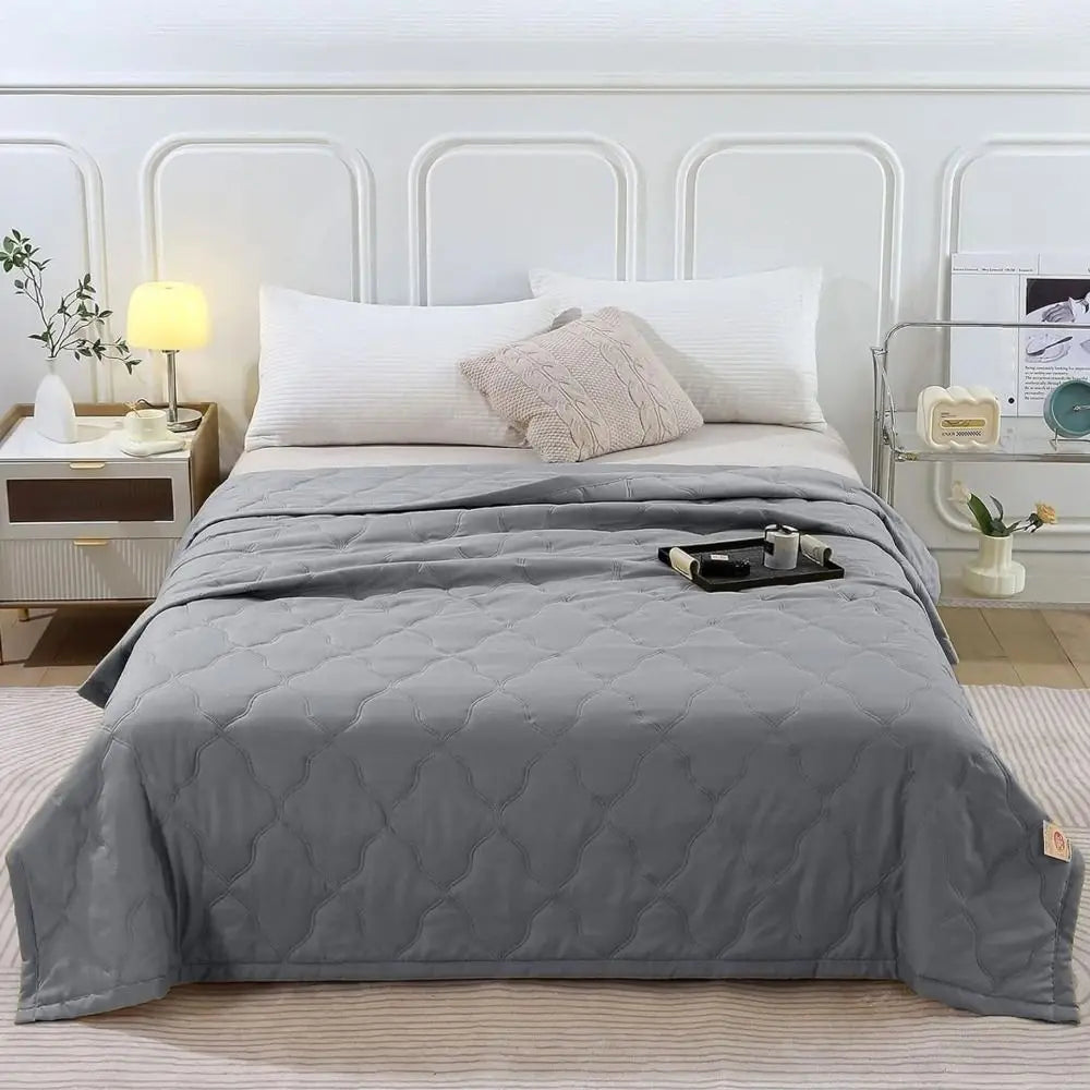 1PC Cooling Blanket Skin-Friendly Breathable Blanket Double Sided Cooler Quilt Comfortable Solid Color Quilt Home Textile