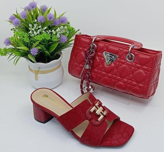 Elegant Croc-Embossed Design Trendy Slip-On Style